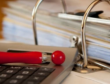 «Πόθεν έσχες»: Ποιοι εντάσσονται στα υπόχρεα πρόσωπα - Πότε λήγει η προθεσμία